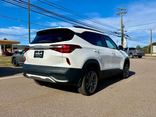 2023 Kia SELTOS LX AWD