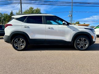 2023 Kia SELTOS LX AWD