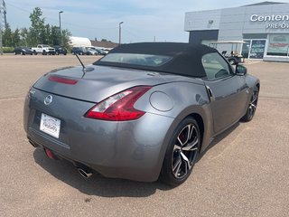 2019 Nissan 370Z Roadster Touring Sport | Bordeaux Top