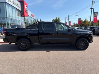 2024 Nissan Frontier Hardbody 4x4 Crew Cab