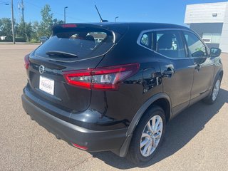 2020 Nissan Qashqai S