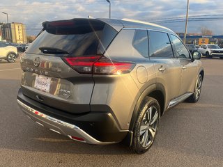 2023 Nissan Rogue Platinum AWD