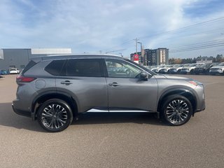 2024 Nissan Rogue Platinum AWD