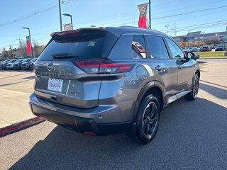 2024 Nissan Rogue SV Moonroof AWD