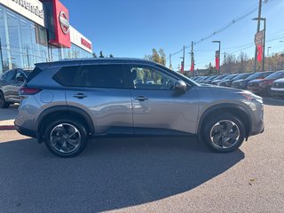 2024 Nissan Rogue SV Moonroof AWD