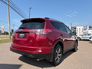 2018 Toyota RAV4 LE AWD