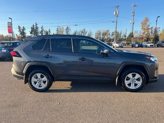 2021 Toyota RAV4 XLE AWD