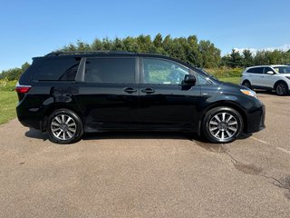 2019 Toyota Sienna LE AWD