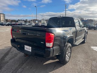2017 Toyota Tacoma SR5 Double Cab 4x4
