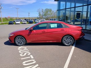 2025 Hyundai Elantra PREFERRED in New Glasgow, Nova Scotia - 2 - w320h240px