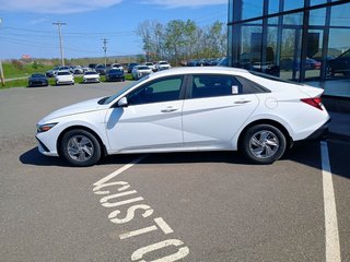 Hyundai Elantra ESSENTIAL 2025 à New Glasgow, Nouvelle-Écosse - 2 - w320h240px