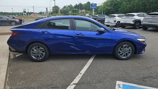 2025 Hyundai Elantra PREFERRED in New Glasgow, Nova Scotia - 6 - w320h240px