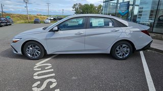 2025 Hyundai Elantra PREFERRED in New Glasgow, Nova Scotia - 2 - w320h240px
