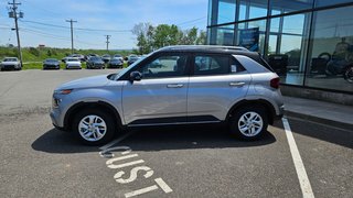 2025 Hyundai Venue PREFERRED in New Glasgow, Nova Scotia - 2 - w320h240px