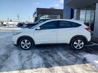 2016 Honda HR-V LX in New Glasgow, Nova Scotia - 2 - w320h240px