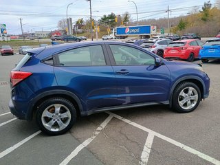 2016 Honda HR-V LX in New Glasgow, Nova Scotia - 6 - w320h240px