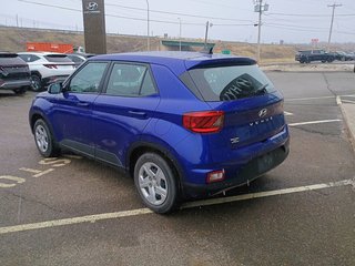 Hyundai VENUE ESSENTIAL 2022 à New Glasgow, Nouvelle-Écosse - 3 - w320h240px