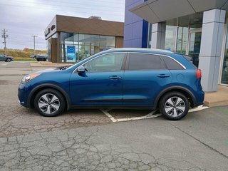 2018 Kia NIRO EX PREMIUM in New Glasgow, Nova Scotia - 2 - w320h240px