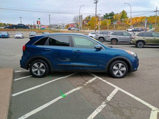 2018 Kia NIRO EX PREMIUM in New Glasgow, Nova Scotia - 6 - w320h240px