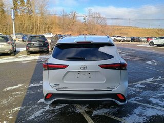 2022 Toyota HIGHLANDER XSE in New Glasgow, Nova Scotia - 4 - w320h240px
