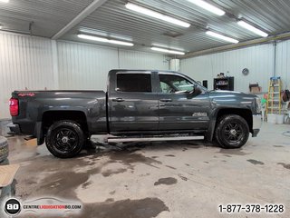 Chevrolet Silverado 1500 LT TRUE NORTH ÉDITION CREWCAB V6 4,3L 4X4 BTE 5.5 2017 à Granby, Québec - 4 - w320h240px
