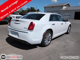 Chrysler 300 C Platinum 2015 à Granby, Québec - 3 - w320h240px