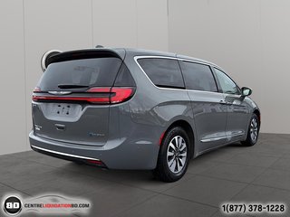 2022 Chrysler Pacifica Hybrid Limited PHEV in Granby, Quebec - 6 - w320h240px