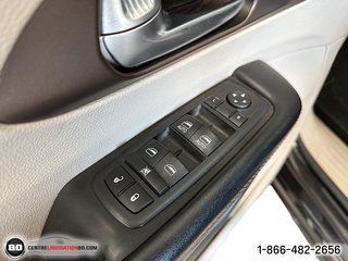 Chrysler Pacifica  2017 à Granby, Québec - 10 - w320h240px