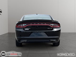 2017 Dodge Charger SXT in Granby, Quebec - 6 - w320h240px