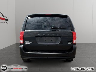 2016  Grand Caravan CREW PLUS CUIR DVD in Granby, Quebec - 6 - w320h240px