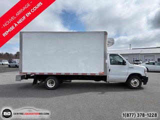 Ford E-Series Cutaway E450 7.3L ESSENCE REEFER ZANOTTI 14P 2023 à Granby, Québec - 5 - w320h240px