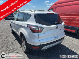 Ford Escape Titanium AWD 2017 à Granby, Québec - 4 - w320h240px