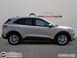 Ford Escape SE AWD 2020 à Granby, Québec - 4 - w320h240px