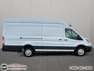 2022 Ford Transit Cargo Van 250 AWD in Granby, Quebec - 4 - w320h240px