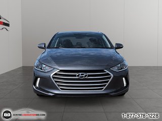 2017 Hyundai Elantra in Granby, Quebec - 2 - w320h240px