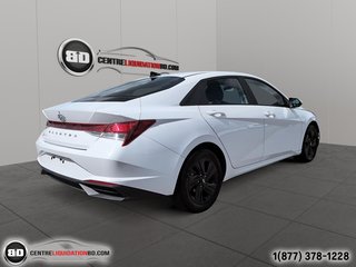 2023 Hyundai Elantra PREFFERED in Granby, Quebec - 6 - w320h240px