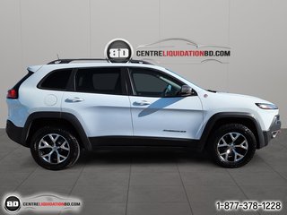 2016 Jeep Cherokee Trailhawk v6 in Granby, Quebec - 4 - w320h240px