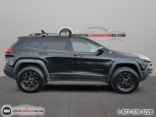 2018 Jeep Cherokee Trailhawk V6 3.2L in Granby, Quebec - 4 - w320h240px