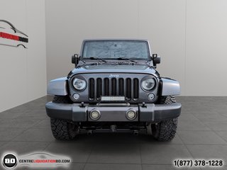 2016 Jeep Wrangler Unlimited SAHARA CUIR 2 TOITS in Granby, Quebec - 2 - w320h240px