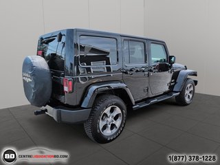 2017 Jeep Wrangler Unlimited Sahara V6 3.6L CUIR in Granby, Quebec - 6 - w320h240px