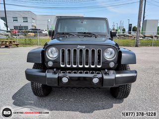 2017 Jeep Wrangler Unlimited Sahara V6 3.6L CUIR in Granby, Quebec - 2 - w320h240px
