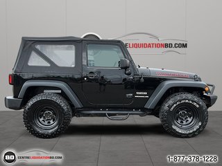Jeep Wrangler  2017 à Granby, Québec - 4 - w320h240px