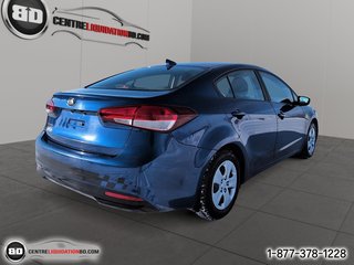 2017 Kia Forte LX + AUTOMATIQUE SIEGES CHAUFFANTS in Granby, Quebec - 6 - w320h240px