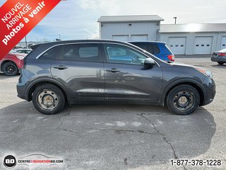 2018 Kia NIRO FE L HYBRID in Granby, Quebec - 2 - w320h240px