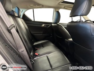 2014 Lexus CT 200h in Granby, Quebec - 7 - w320h240px