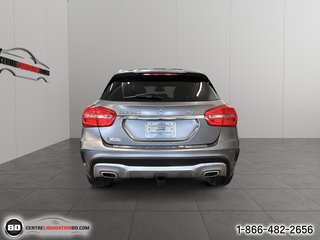 Mercedes-Benz GLA-Class 250 2015 à Granby, Québec - 6 - w320h240px