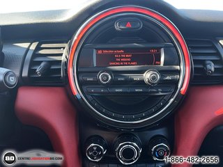 2015 MINI Cooper Hardtop 5 Door in Granby, Quebec - 17 - w320h240px