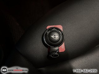 2013 MINI Cooper Hardtop in Granby, Quebec - 18 - w320h240px