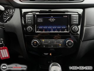 Nissan Rogue  2018 à Granby, Québec - 17 - w320h240px