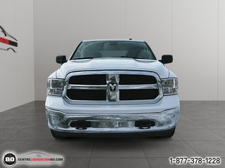 Ram 1500 Classic SLT V6 3.6L CREW CAB BOÎTE 5.5P 2023 à Granby, Québec - 2 - w320h240px